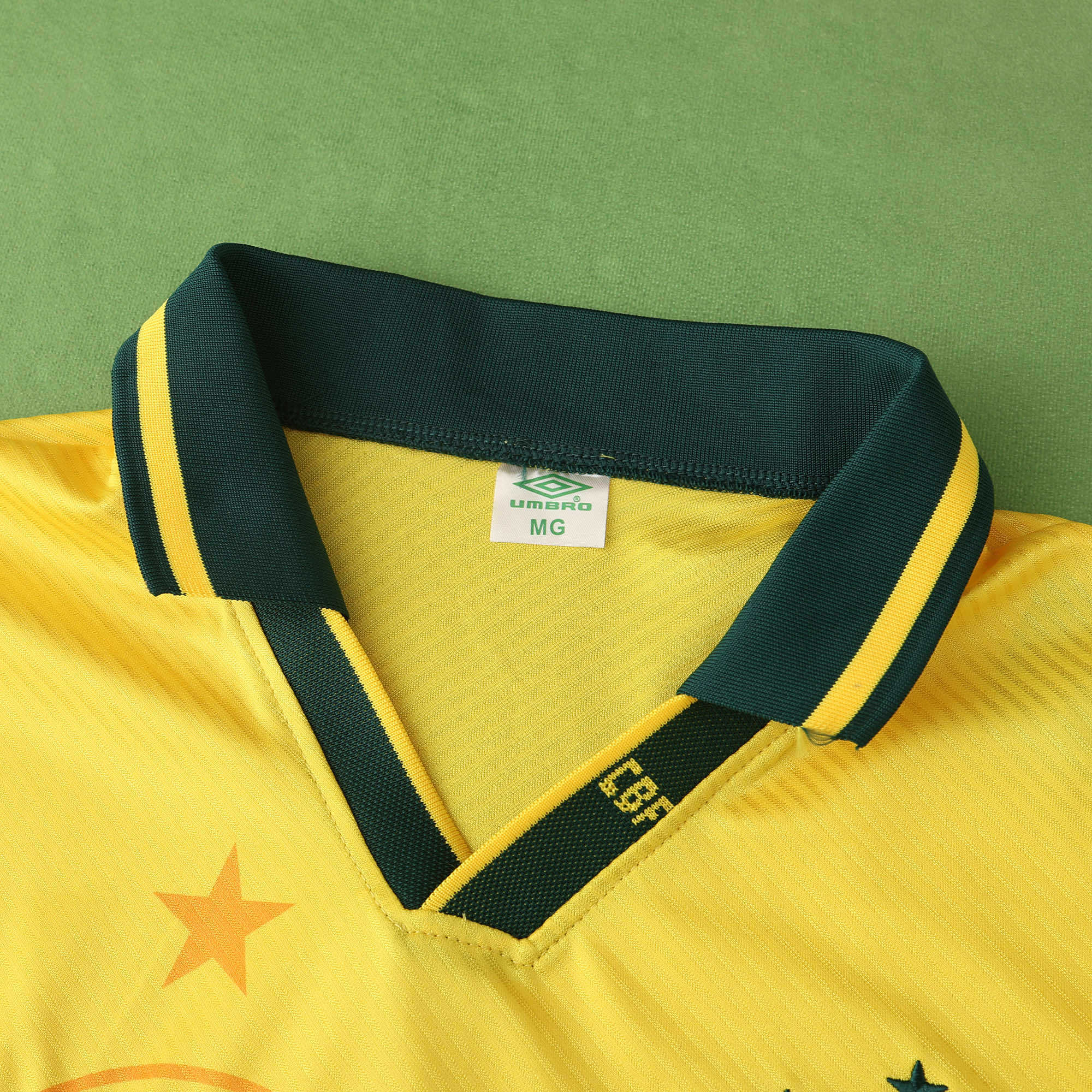 1993/1994 season Brazil home retro Fan version